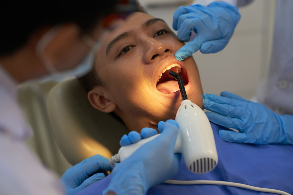 How a Multispeciality Dental Clinic Provides Comprehensive Dental Solutions